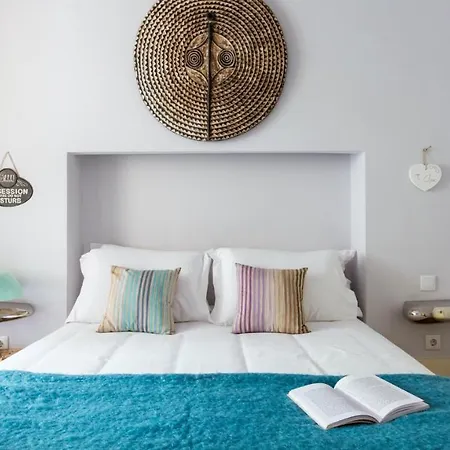 Plum Guide - Nestor Apartman Lisboa